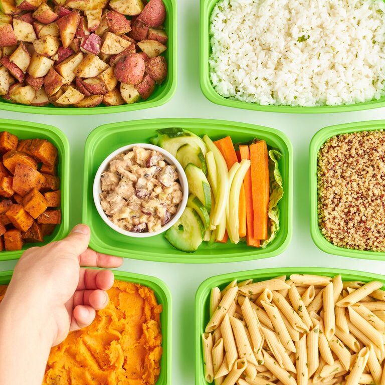 How to Create a Simple Weekly Meal Plan for Stress-Free Dinners
